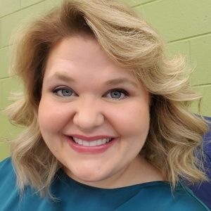 Meet your Posher, Kristin